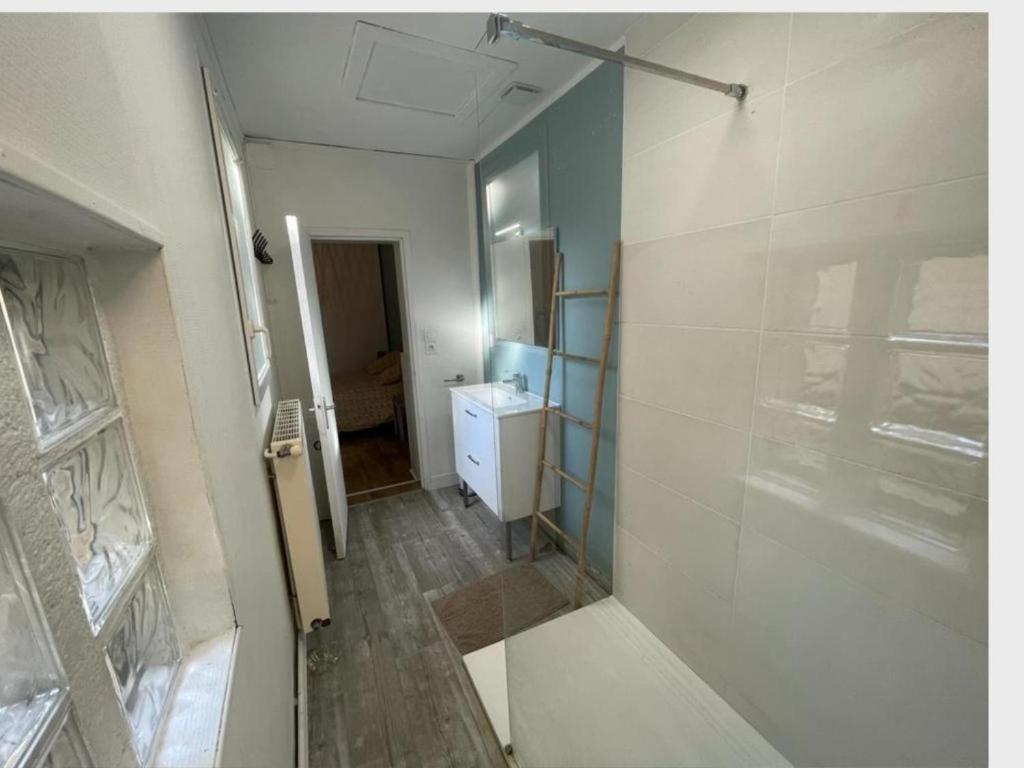 -Le Petit Rochelais- Centre Ville, Stationnement, Netflix - Ideal Couples, Familles, Business Niort Ngoại thất bức ảnh