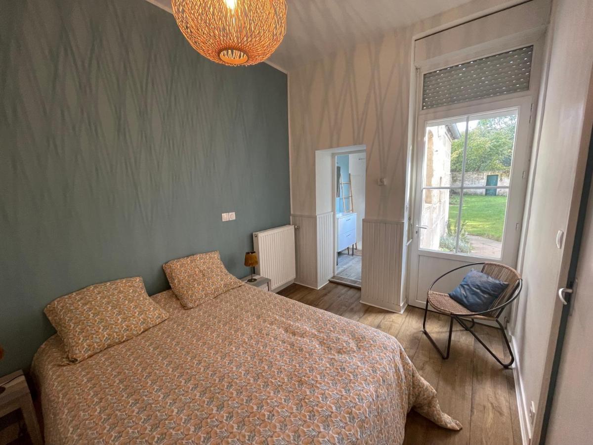 -Le Petit Rochelais- Centre Ville, Stationnement, Netflix - Ideal Couples, Familles, Business Niort Ngoại thất bức ảnh